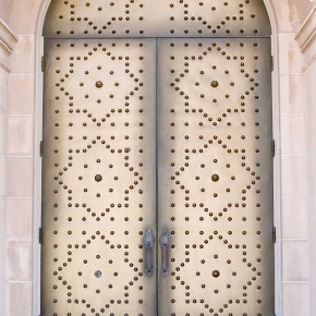 doors at st gregorys in san mateo